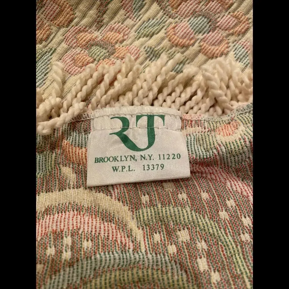 👸🏼💰RJ King Coverlet Textured Beige Pink Blue  Made in Portugal